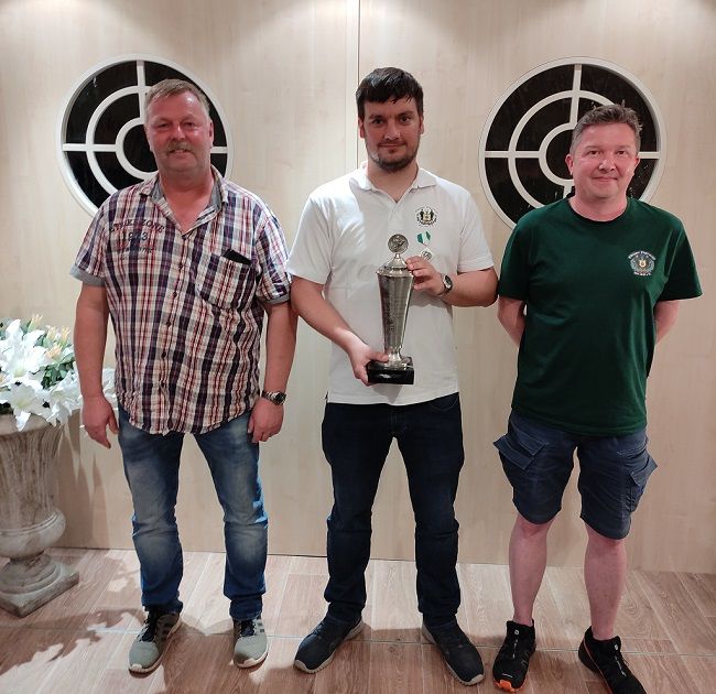 Tim Schwenger gewinnt den Kühn-Rathe-Pokal