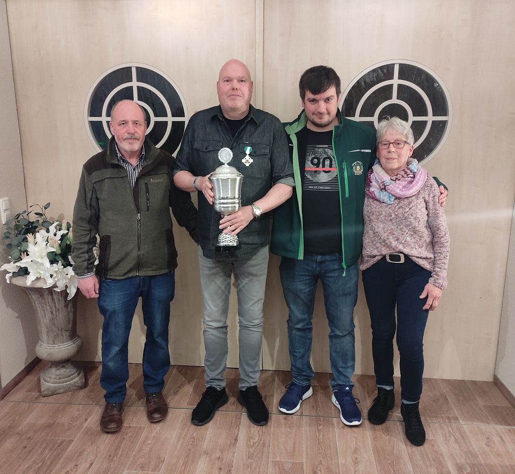 Jürgen Schatkowski gewinnt den Konrad-Schäfer-Pokal
