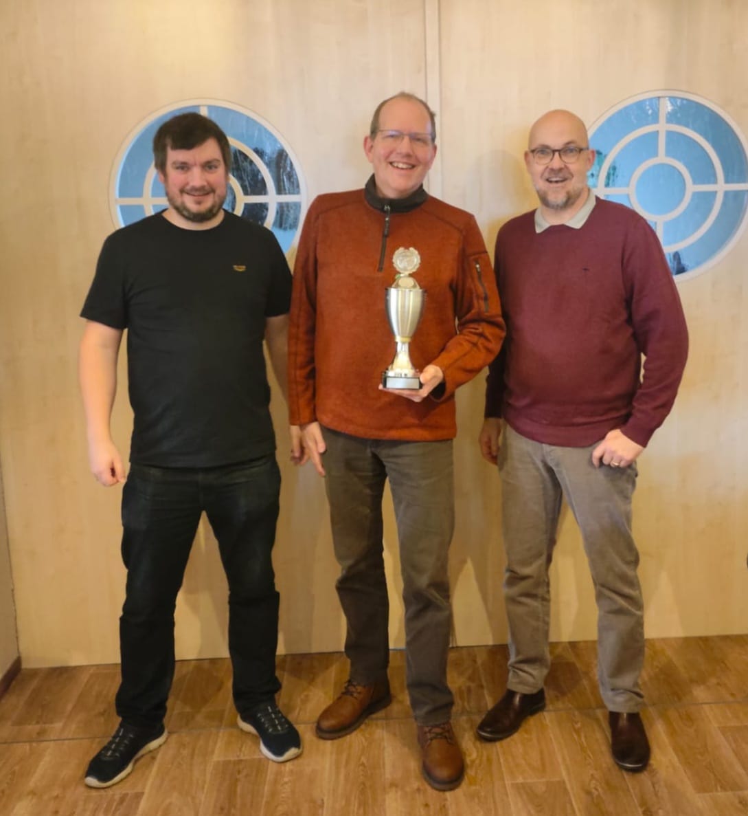 Henning Kohlmeyer verteidigt den Fuchs-Weber-Pokal